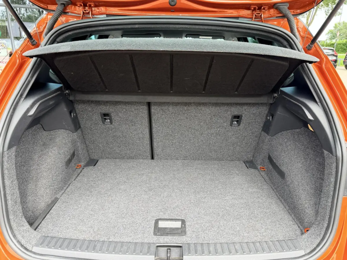 1.0 TSI Xcellence Launch Edition | Camera | Clima | Cruise | Trekhaak