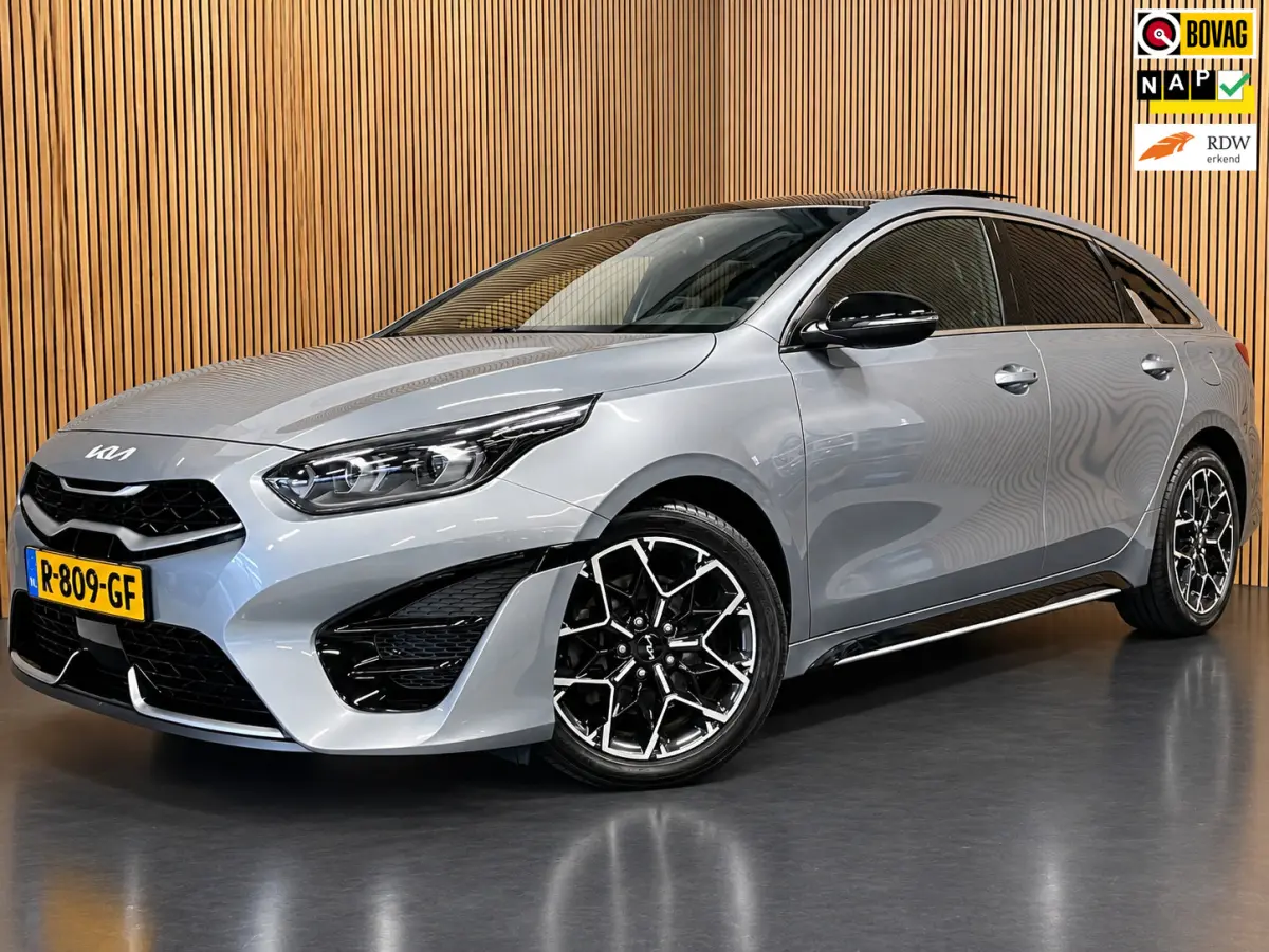 1.0 T-GDi GT-Line 120PK|DIGITAL COCKPIT|PANO|NAVI|CARPLAY|CAMERA|CLIMA+CRUISE|STOEL+STUURVERW|KEYLESS ENTRY+GO|NL|NAP|