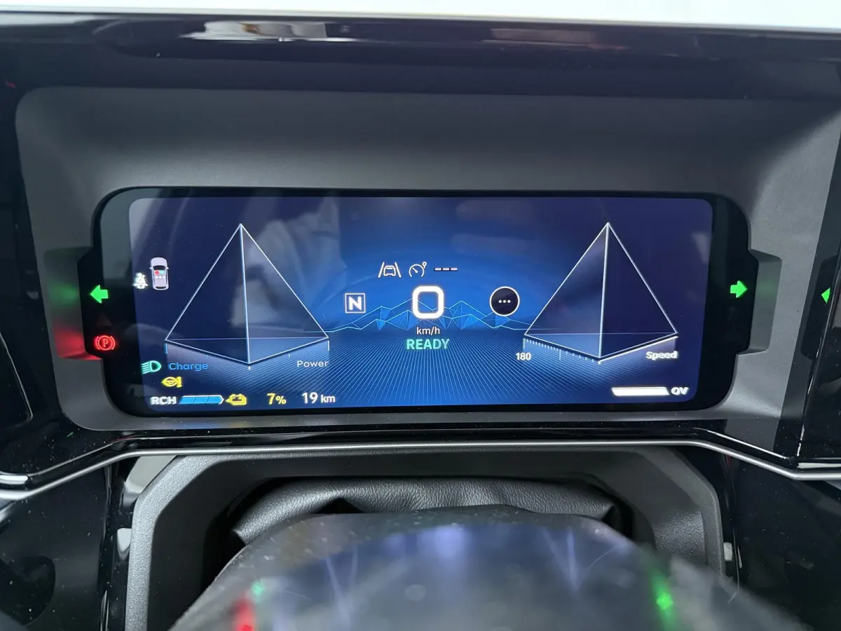 GT 52 kWh | Pack Driving | Signature Rouge | Blind spot warning & intervention