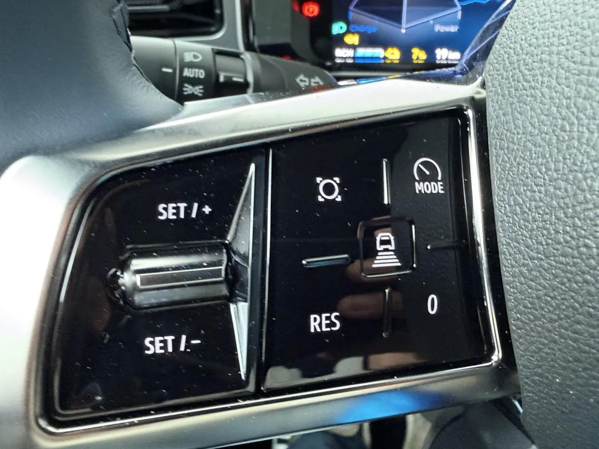GT 52 kWh | Pack Driving | Signature Rouge | Blind spot warning & intervention