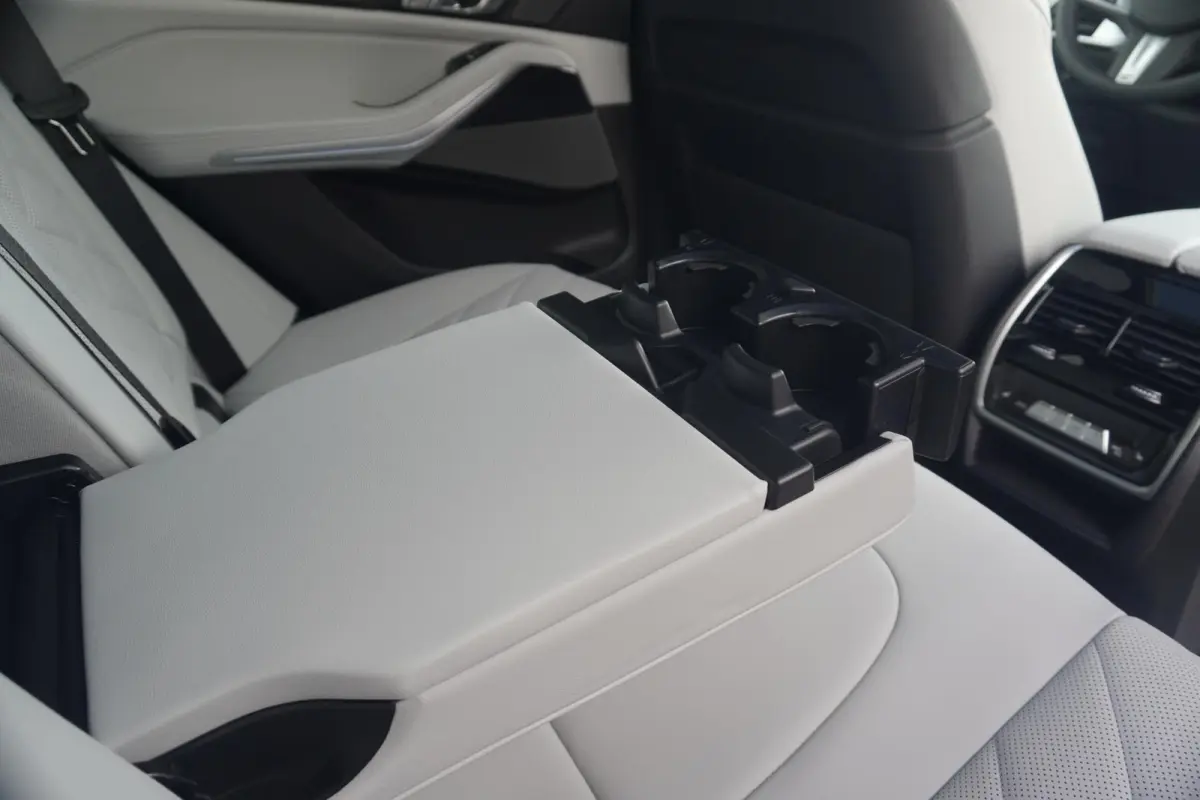xDrive50e M Sportpakket Pro | Innovation Pack | Comfort-plus Pack | Travel Pack | Harman Kardon