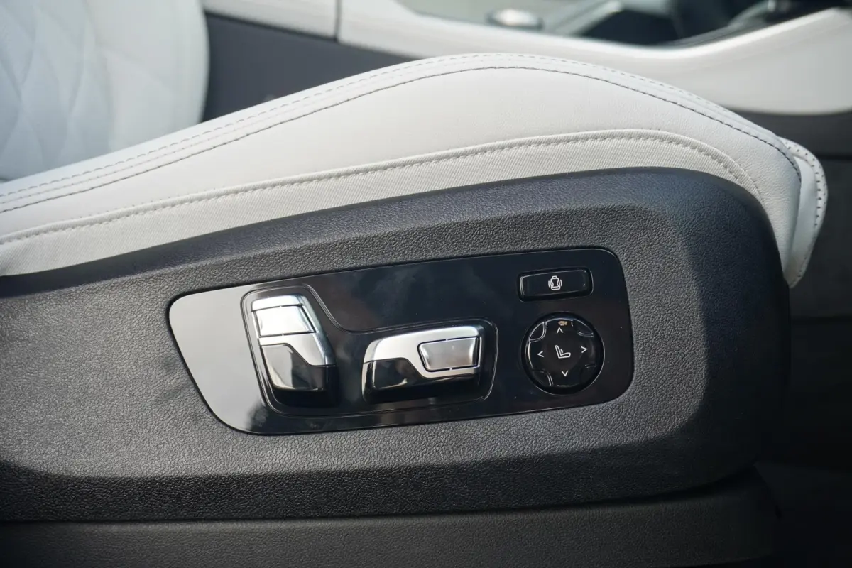 xDrive50e M Sportpakket Pro | Innovation Pack | Comfort-plus Pack | Travel Pack | Harman Kardon