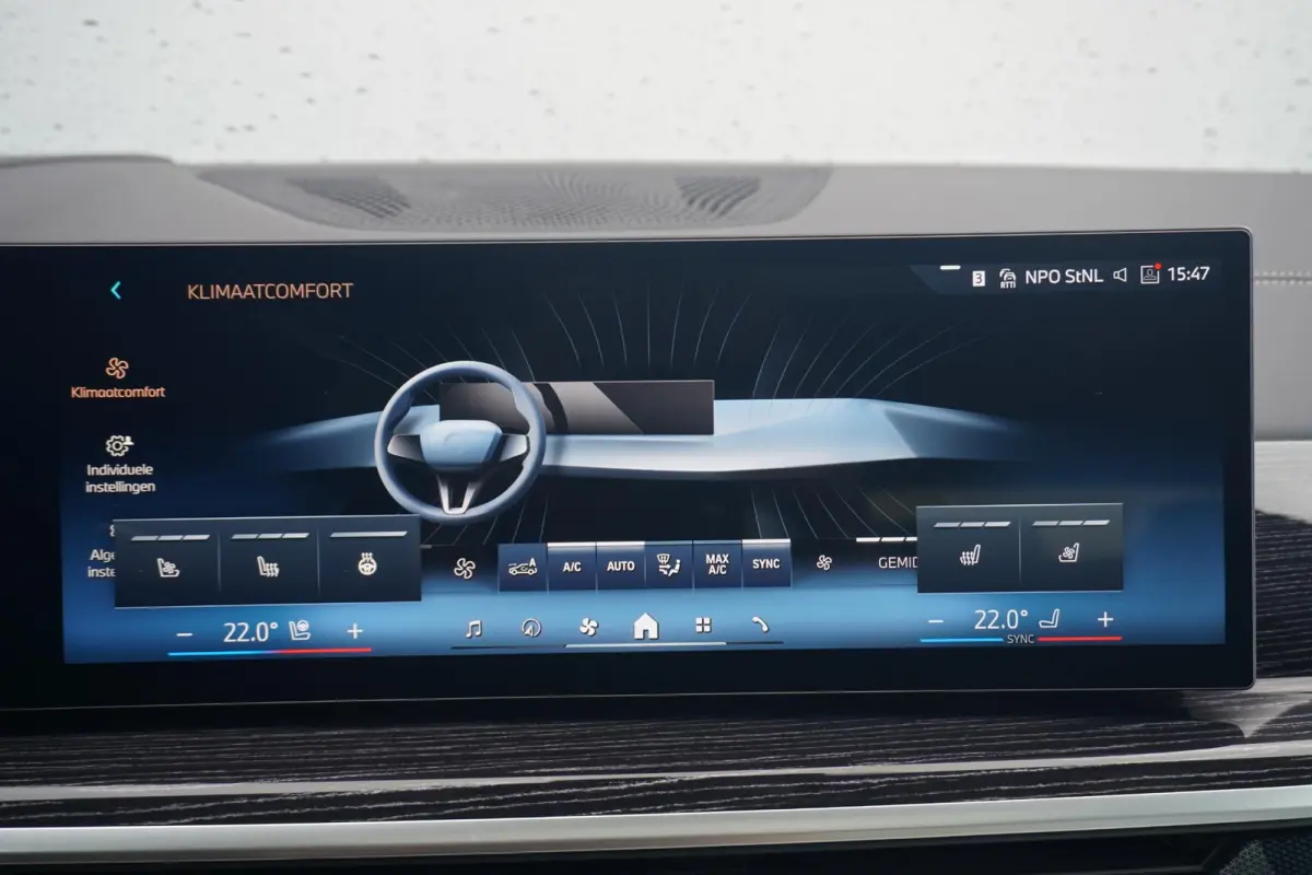xDrive50e M Sportpakket Pro | Innovation Pack | Comfort-plus Pack | Travel Pack | Harman Kardon