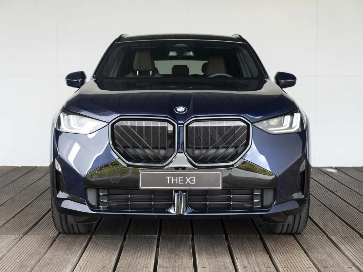 30e xDrive M Sportpakket Pro | Professional Pack | Premium Pack | Comfort Pack