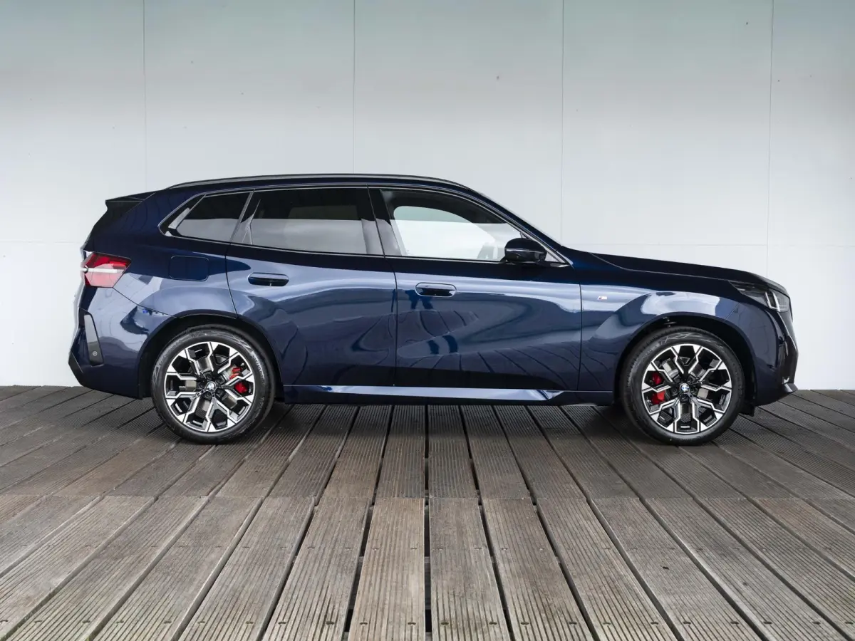 30e xDrive M Sportpakket Pro | Professional Pack | Premium Pack | Comfort Pack