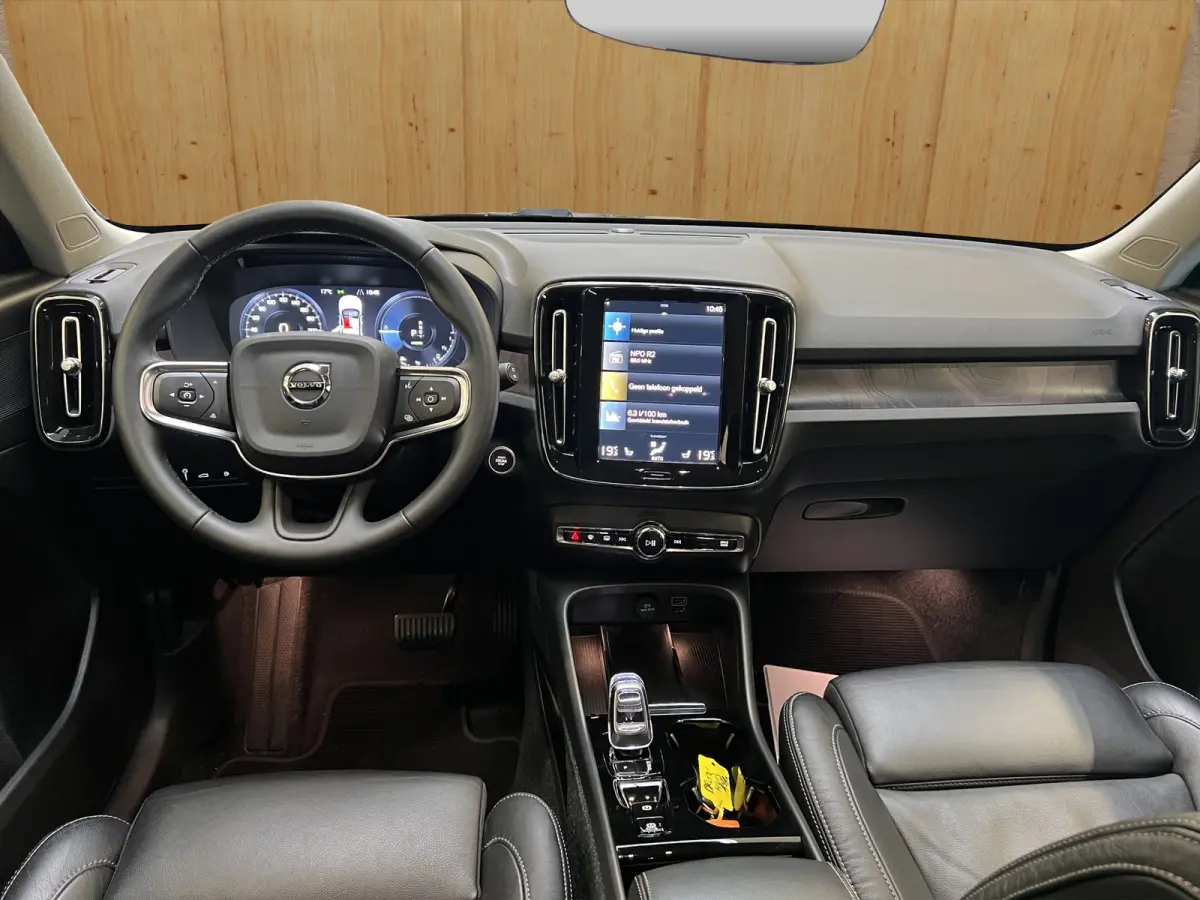 1.5 T4 Plug-in hybrid Plus Dark | BLIS | Camera | Stoelverwarming | Adaptieve Cruise Control | Lederen Bekleding |
