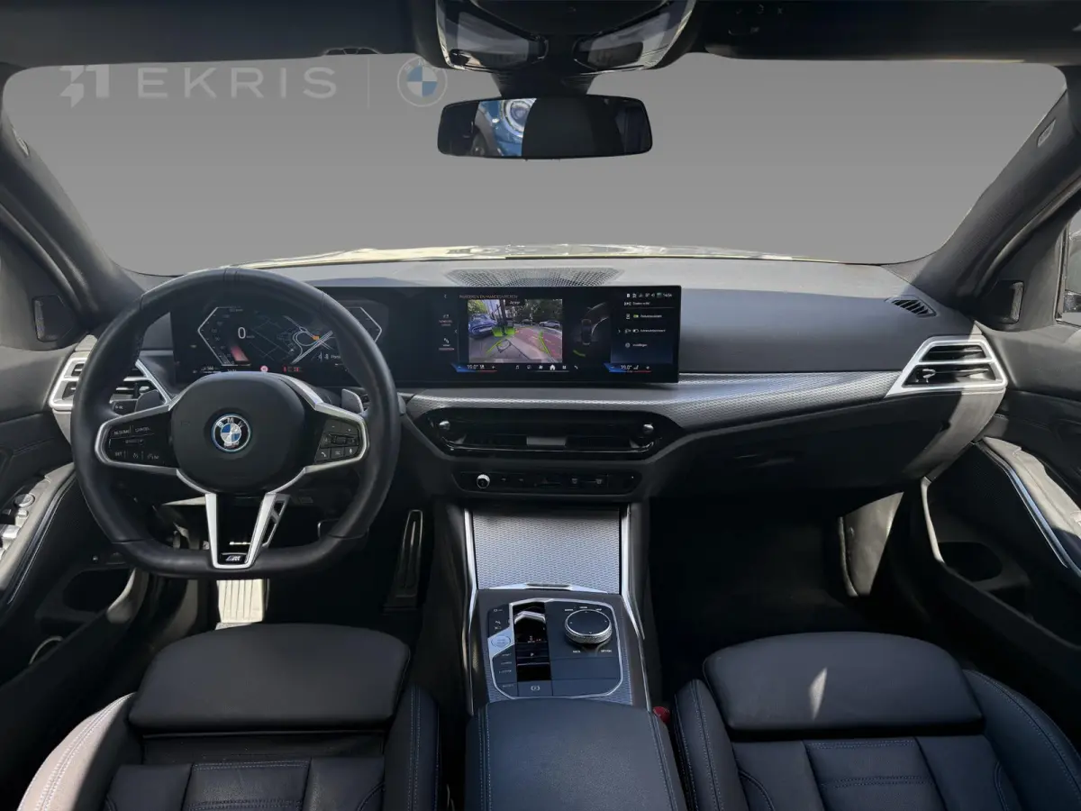 330e | M Sportpakket Pro | Comfort Pack | HiFi System | Comfort Access | 19" M-Performance velgen | Extra getint glas