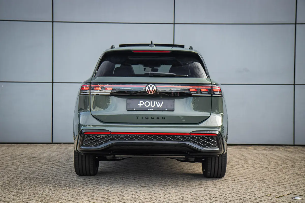 1.5 eHybrid 204pk R-Line Edition | 20" Velgen | Panoramadak