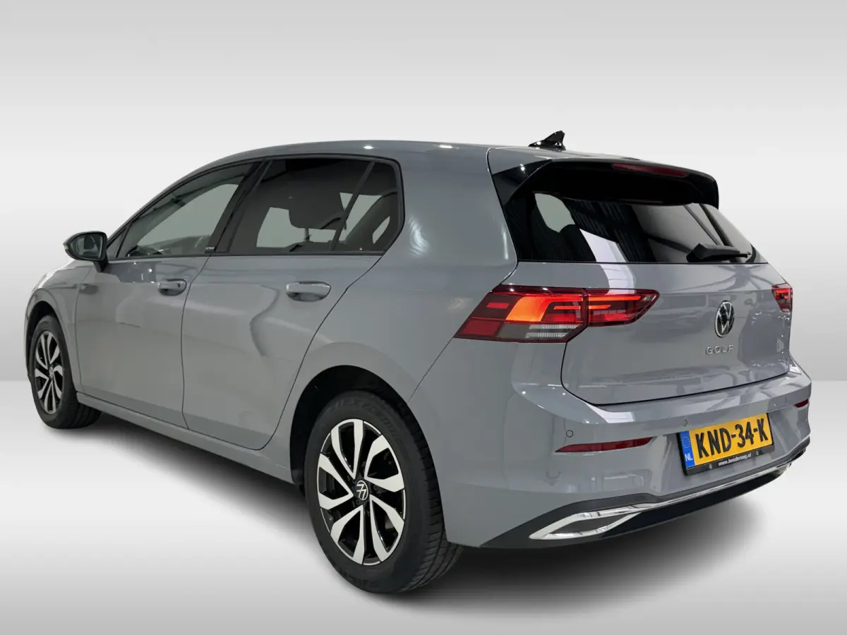 1.0 TSI 110pk Life | Camera | ACC | Lane | side assist