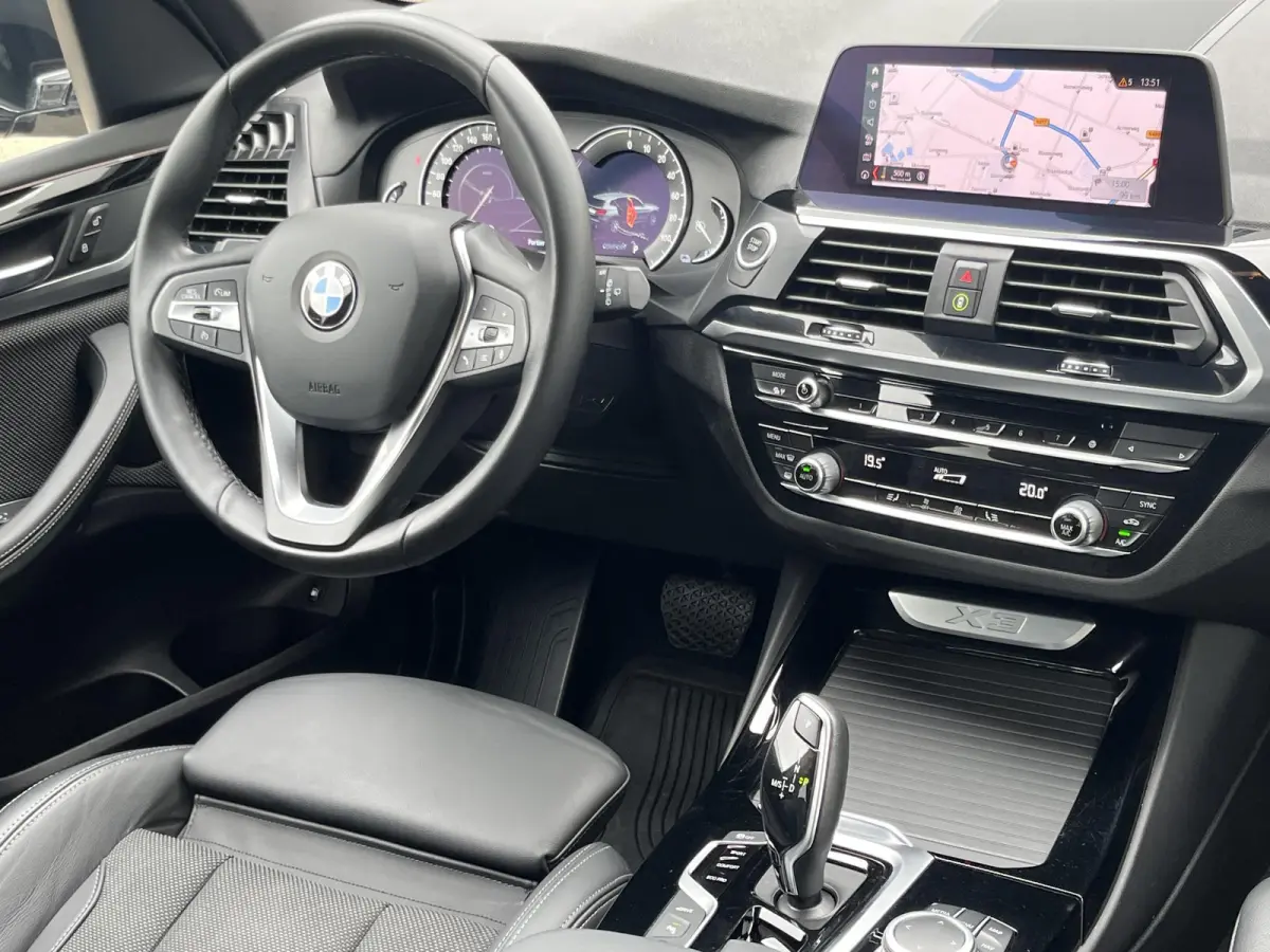 xDrive30e High Executive | xLine/Navi/Clima/Cruise/PDC/Privacy-Glass/20"/Sfeerverlichting/Apple CarPlay-Android Auto