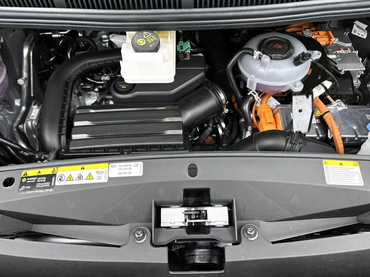 1.5 eHybrid L2 Bulli Edition 4Motion 245PK | Trekhaak | Airco | Navigatiesyteem met Apple Carplay/Android Auto | Achteruitrijcamera | Stoelverwarming | Anti-diefstalalarm | Keyless |
