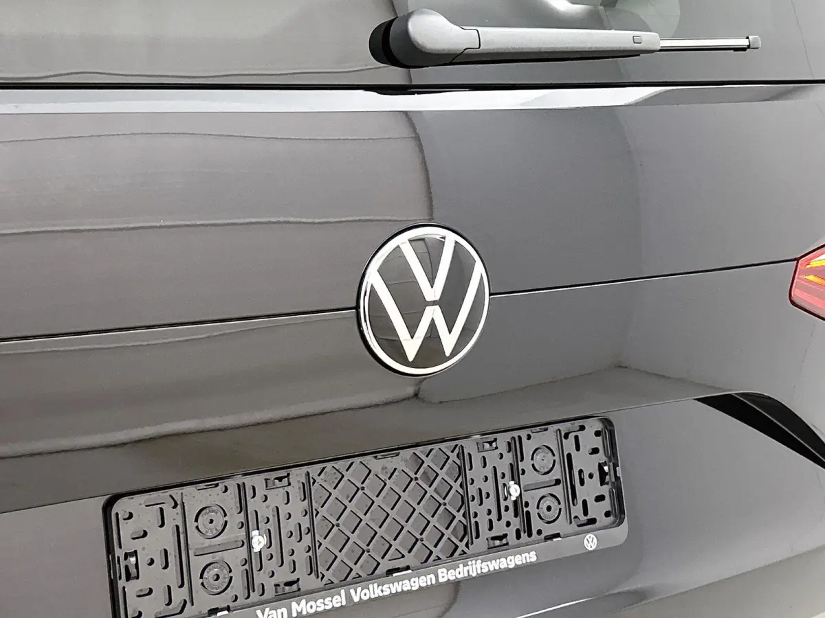 1.5 eHybrid L2 Bulli Edition 4Motion 245PK | Trekhaak | Airco | Navigatiesyteem met Apple Carplay/Android Auto | Achteruitrijcamera | Stoelverwarming | Anti-diefstalalarm | Keyless |