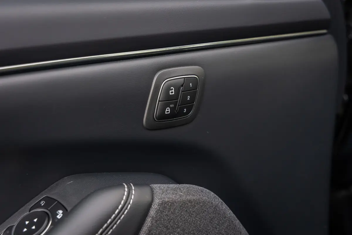 RWD 75 kWh | Pano-dak | B&O audio | 360 Camera | Elektr. Klep | Memory Stoel | Leder | Standkachel | Apple/Andorid Carplay | Adapt. Cruise | Zelfsturende Cruise