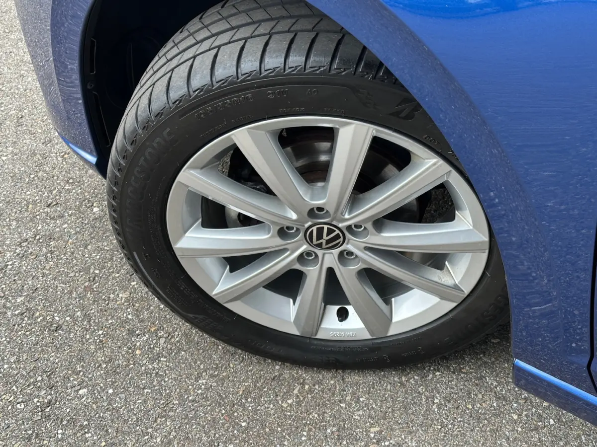 1.0 TSI Life | Climate | Lichtmetalen velgen | Stoelverwarming | Carplay | Navi | Extra getint glas | Rijklaar incl. garantie