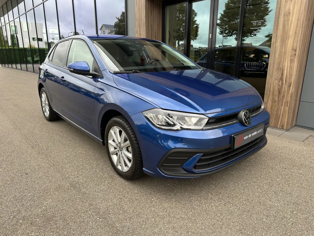 1.0 TSI Life | Climate | Lichtmetalen velgen | Stoelverwarming | Carplay | Navi | Extra getint glas | Rijklaar incl. garantie