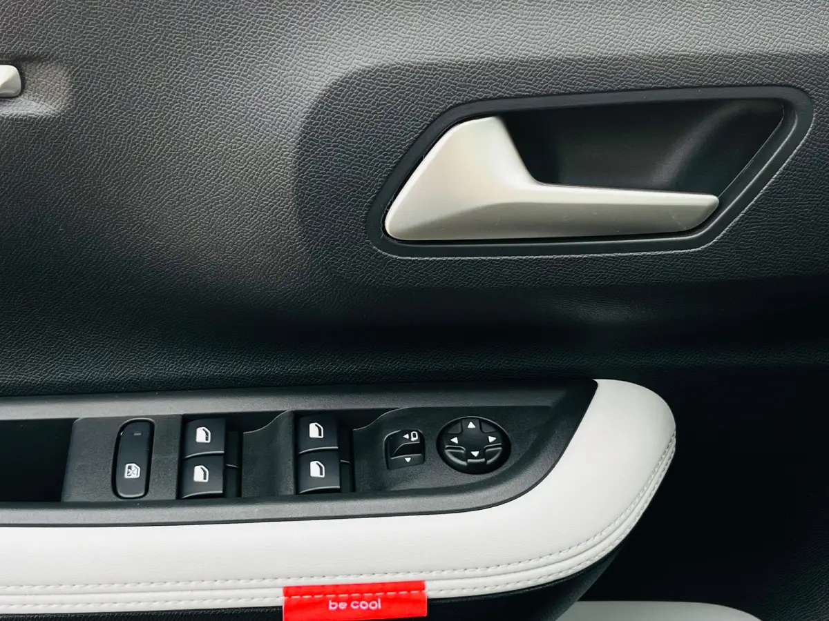 1.2 Hybrid 110pk Max 8 Jaar garantie | Achteruitrijcamera | Cruise control | Airco | Apple carplay & Android auto