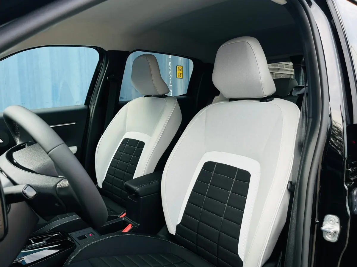 1.2 Hybrid 110pk Max 8 Jaar garantie | Achteruitrijcamera | Cruise control | Airco | Apple carplay & Android auto