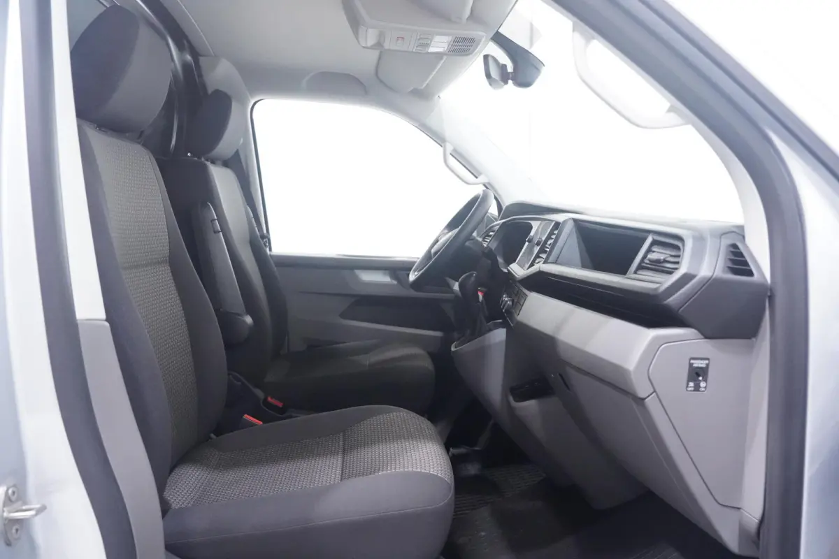 2.0 TDI 150 pk L1 DSG Aut. Navi, Airco Laadruimte Pakket, PDC V+A,