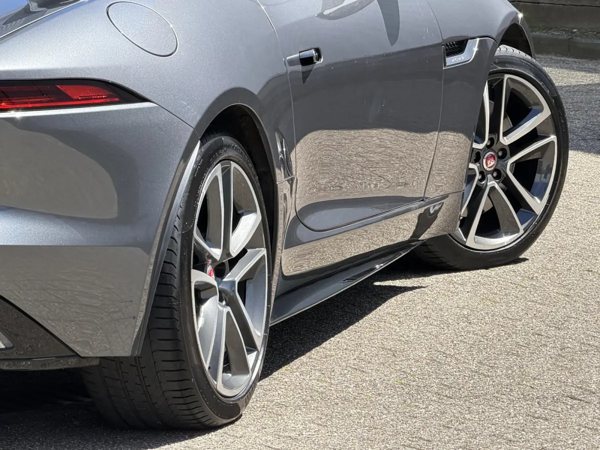2.0T R-Dynamic | NL-auto/1e eign./Sportuitlaat/Climate Pack