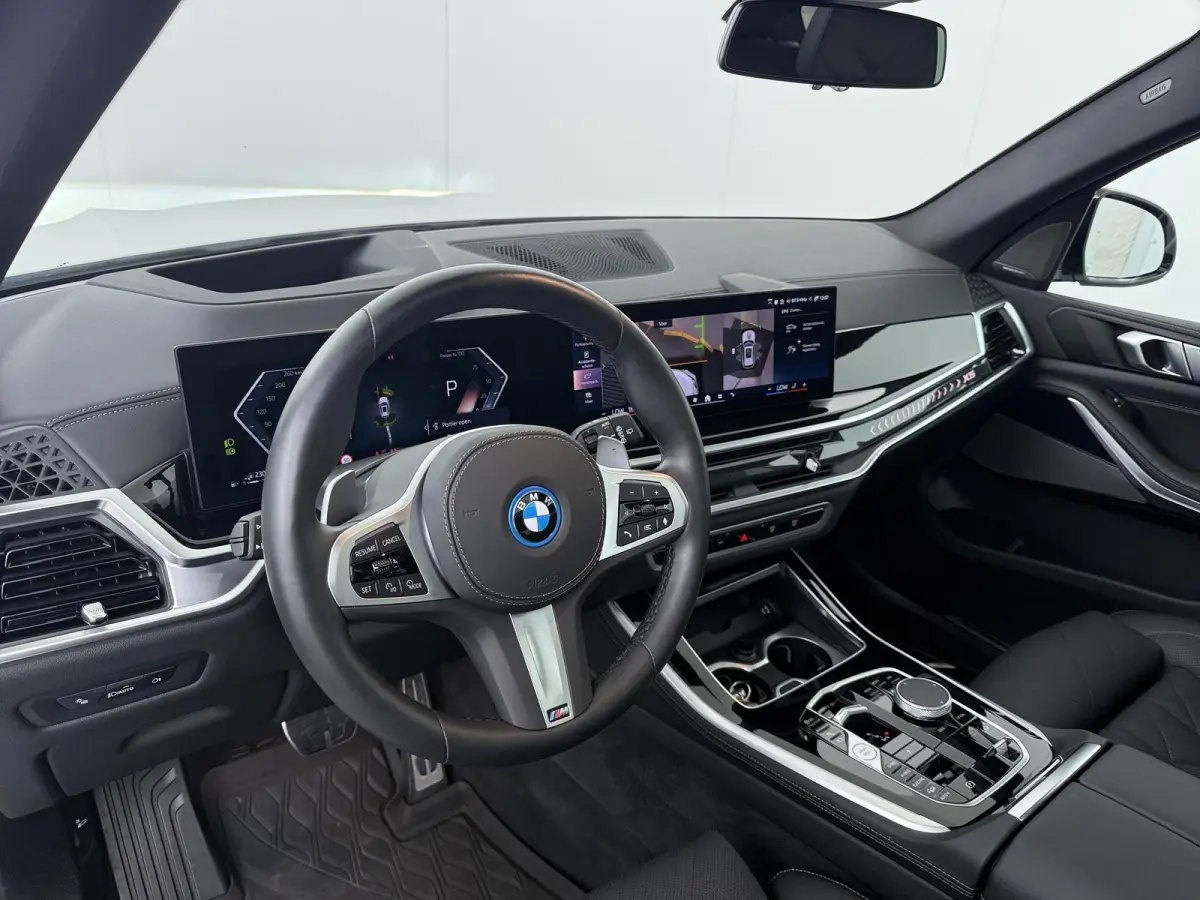 xDrive50e | SoH 100% | M Sportpakket Pro | Driving Assistant Professional | Parking Assistant professional | Comfort Plus Pack | Innovation Pack | Panoramadak | Trekhaak | Harman/Kardon | So