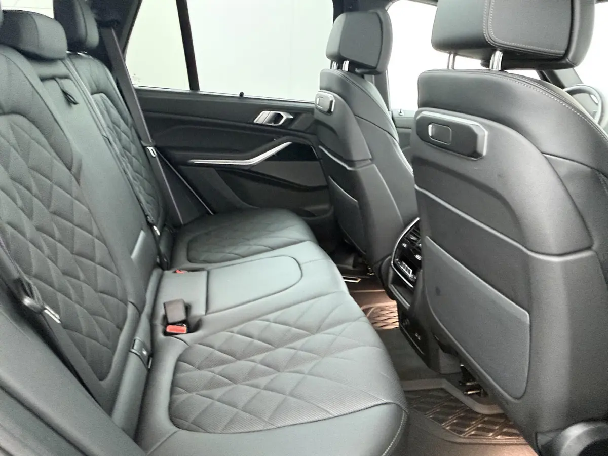 xDrive50e | SoH 100% | M Sportpakket Pro | Driving Assistant Professional | Parking Assistant professional | Comfort Plus Pack | Innovation Pack | Panoramadak | Trekhaak | Harman/Kardon | So