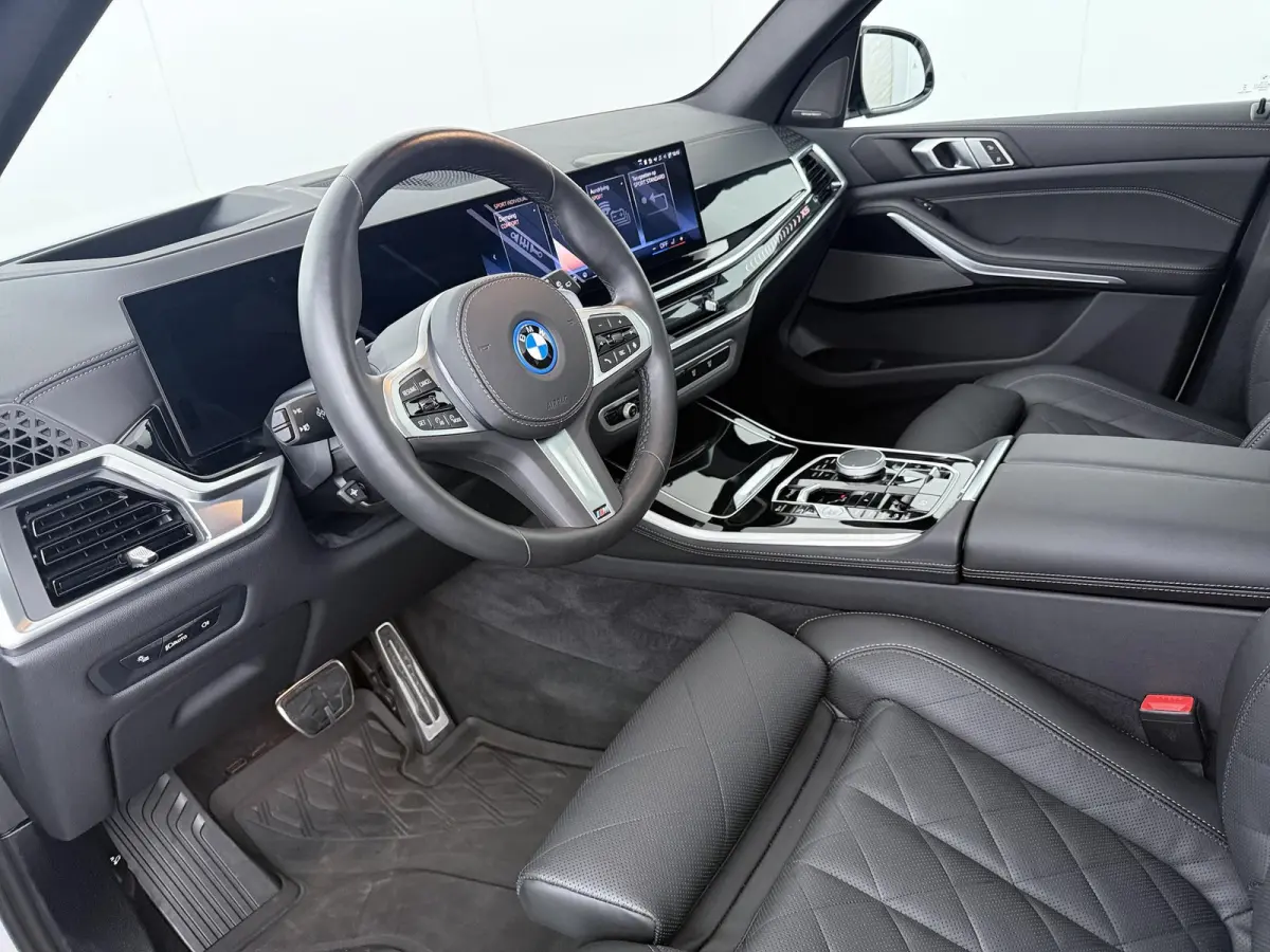 xDrive50e | SoH 100% | M Sportpakket Pro | Driving Assistant Professional | Parking Assistant professional | Comfort Plus Pack | Innovation Pack | Panoramadak | Trekhaak | Harman/Kardon | So