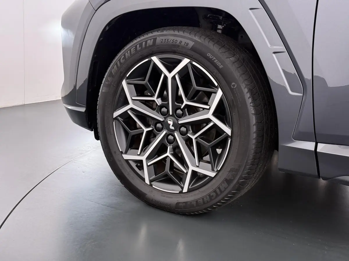 1.6 T-GDI HEV N Line Sky 4WD VAN: 37.900,- VOOR: 32.877,- UW HERFSTVOORDEEL: 5.023,-PANO |DEALER ONDERHOUDEN| HYUNDAI GARANTIE T/M 02-2028| STOELVENTILATIE + VERWARMING| CAMERA | FULL OPTION