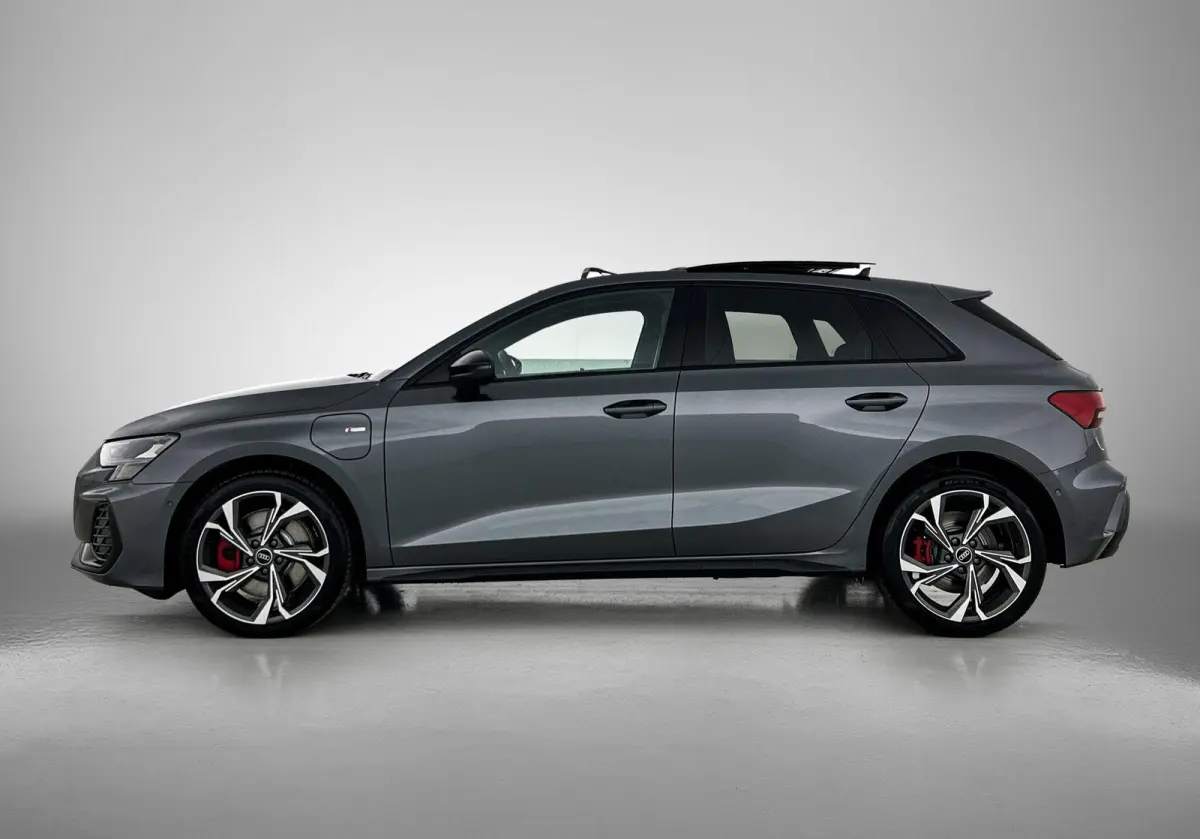 45 TFSI e S edition Competition | 272 PK | Automaat | Panoramadak | Apple Carplay / Android Auto | Elektrisch Verstelbare Bestuurdersstoel | Stoelverwarming | Virtual Cockpit | Climate Contr