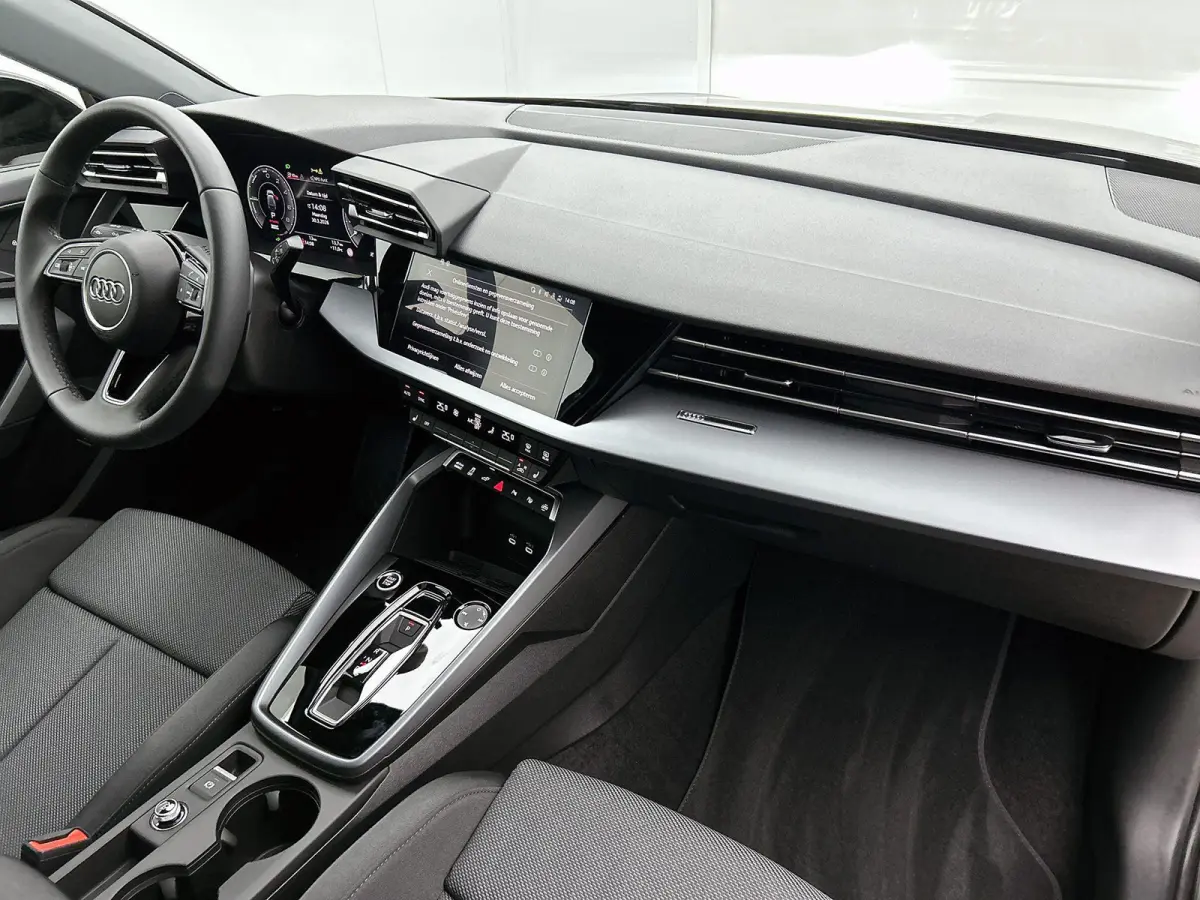 45 TFSI e S edition Competition | Automaat | Panoramadak | Apple Carplay / Android Auto | Elektrisch Verstelbare Bestuurdersstoel | Stoelverwarming | Virtual Cockpit | Climate Control | Crui