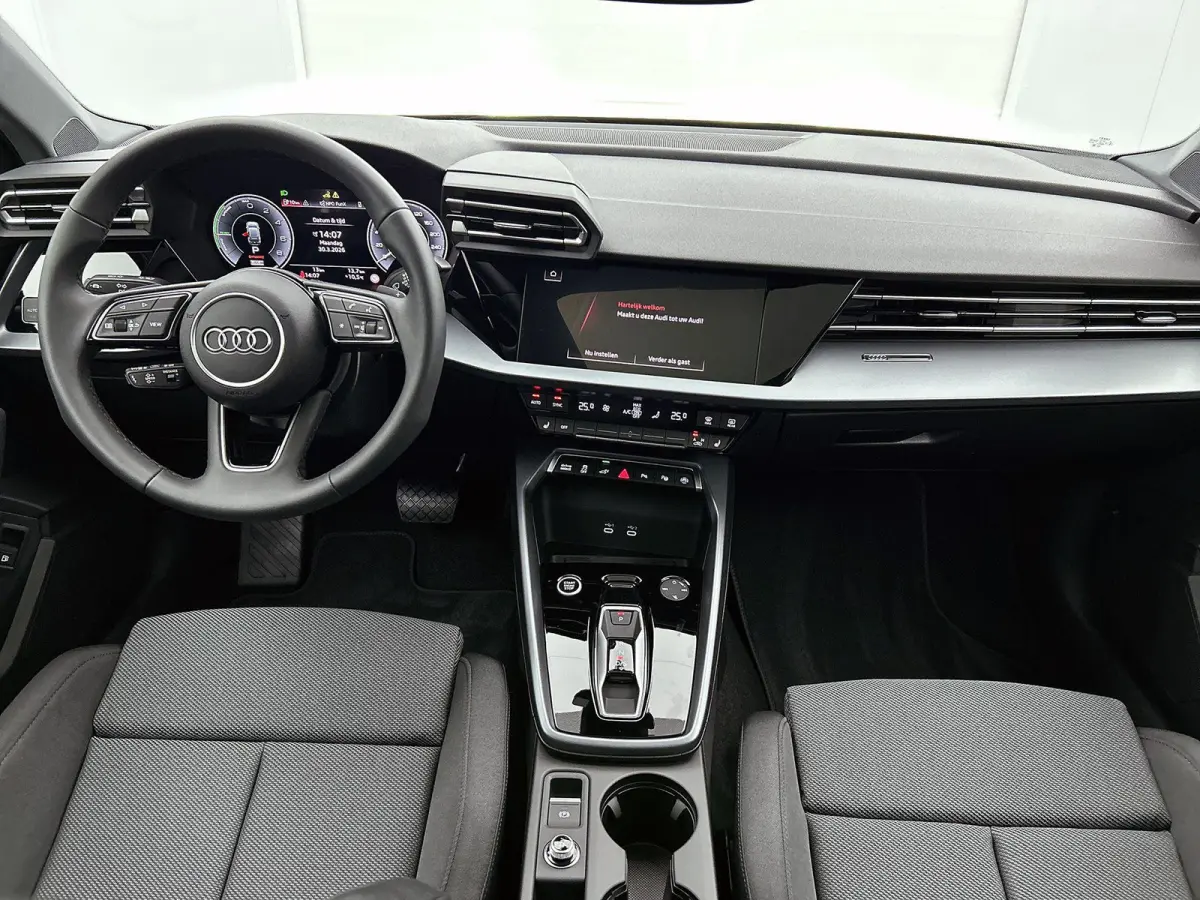 45 TFSI e S edition Competition | Automaat | Panoramadak | Apple Carplay / Android Auto | Elektrisch Verstelbare Bestuurdersstoel | Stoelverwarming | Virtual Cockpit | Climate Control | Crui