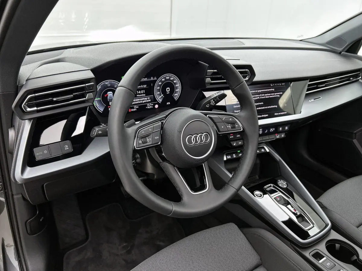 45 TFSI e S edition Competition | Automaat | Panoramadak | Apple Carplay / Android Auto | Elektrisch Verstelbare Bestuurdersstoel | Stoelverwarming | Virtual Cockpit | Climate Control | Crui