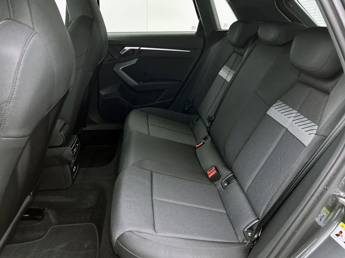 45 TFSI e S edition Competition | Automaat | Panoramadak | Apple Carplay / Android Auto | Elektrisch Verstelbare Bestuurdersstoel | Stoelverwarming | Virtual Cockpit | Climate Control | Crui