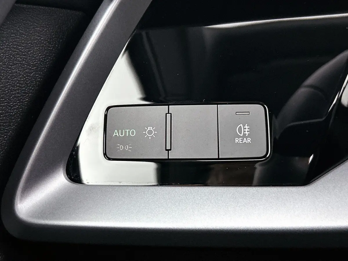 45 TFSI e S edition Competition | Automaat | Panoramadak | Apple Carplay / Android Auto | Elektrisch Verstelbare Bestuurdersstoel | Stoelverwarming | Virtual Cockpit | Climate Control | Crui