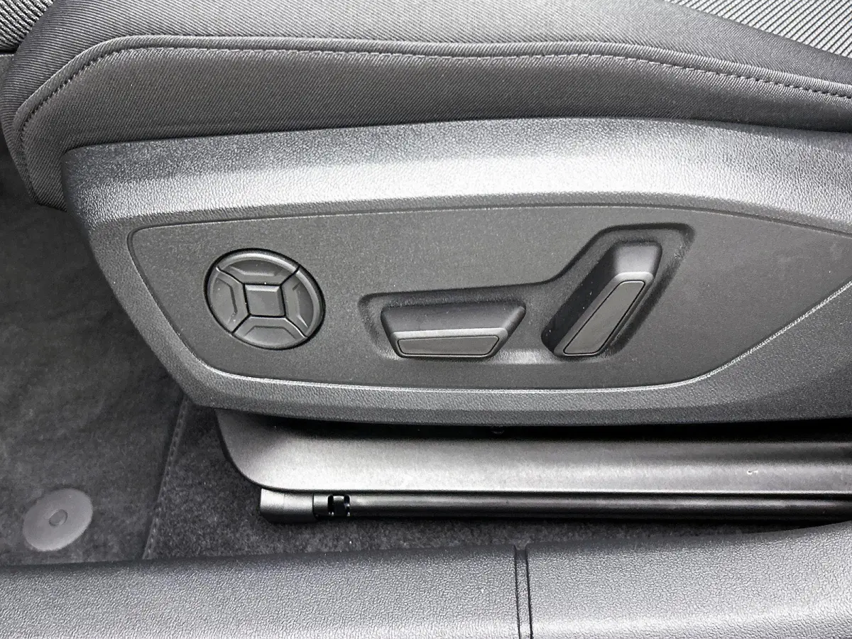45 TFSI e S edition Competition | Automaat | Panoramadak | Apple Carplay / Android Auto | Elektrisch Verstelbare Bestuurdersstoel | Stoelverwarming | Virtual Cockpit | Climate Control | Crui