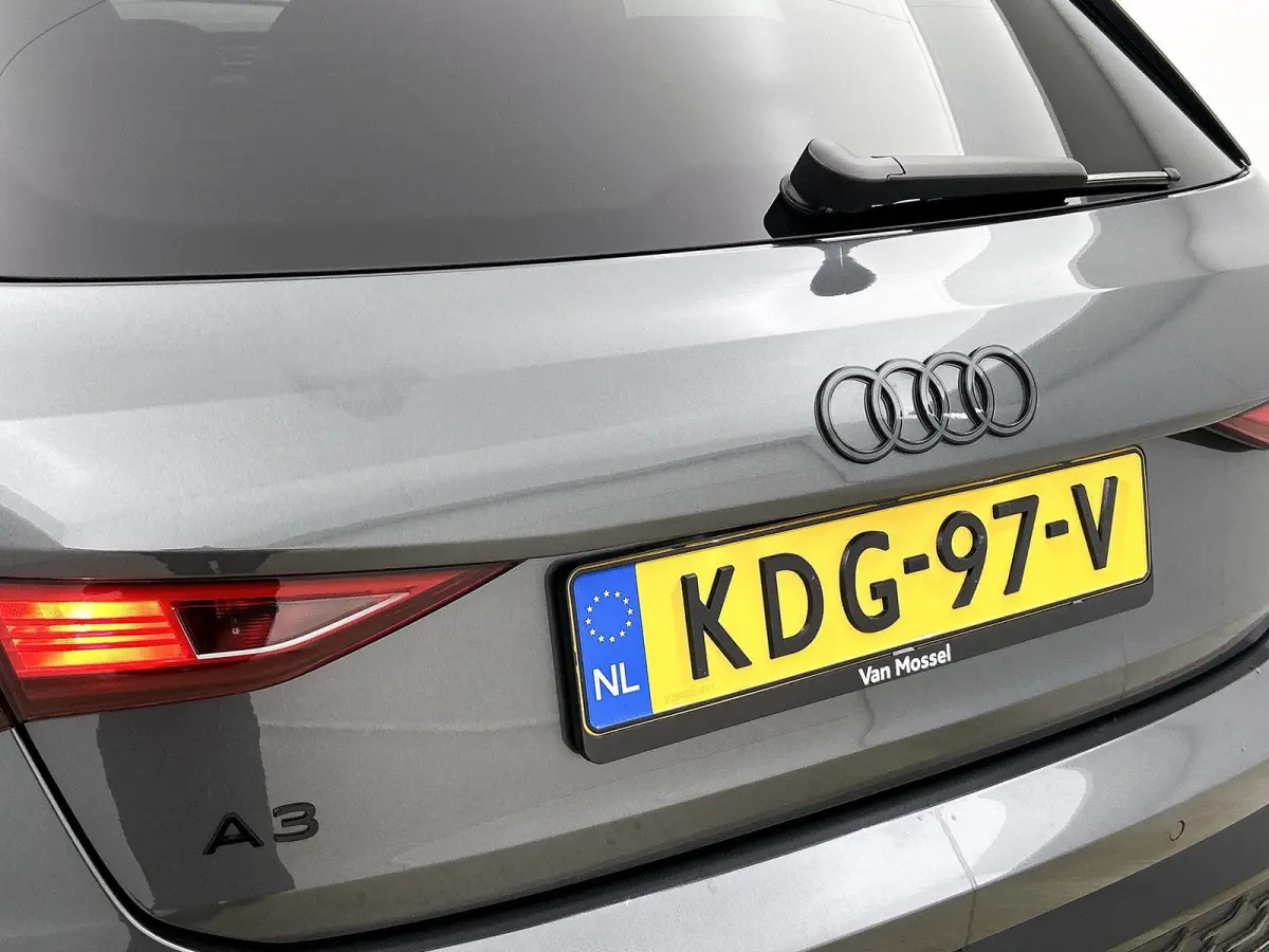 45 TFSI e S edition Competition | Automaat | Panoramadak | Apple Carplay / Android Auto | Elektrisch Verstelbare Bestuurdersstoel | Stoelverwarming | Virtual Cockpit | Climate Control | Crui