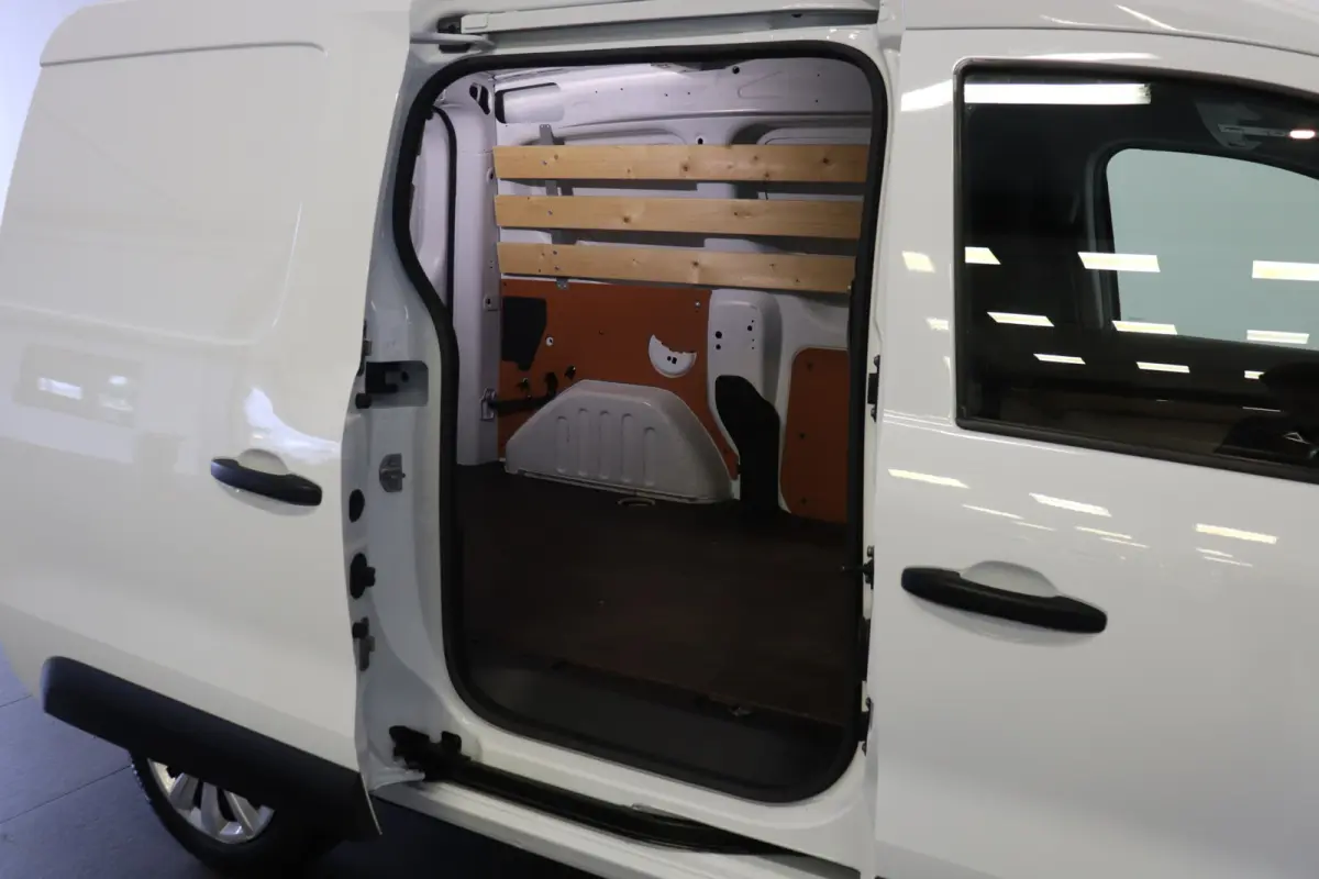 1.5 dCi EURO 6 - Airco - Cruise - €11.950,- Excl.