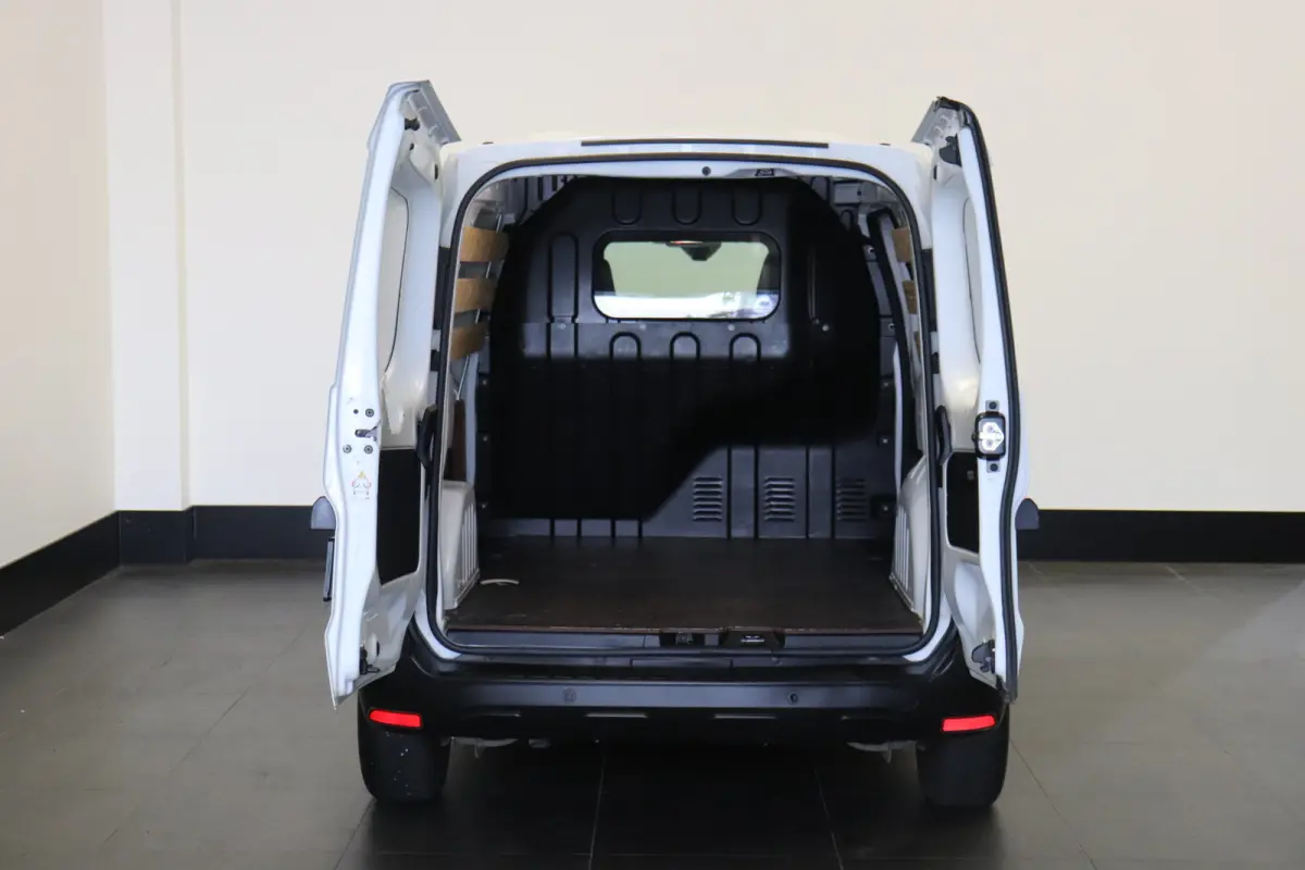 1.5 dCi EURO 6 - Airco - Cruise - €11.950,- Excl.