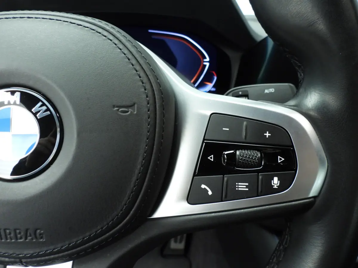 430i | M-Sportpakket | LED | Navigatie | Sportstoelen | Active cruise | DAB | Hifi speakers | Alu 19 inch
