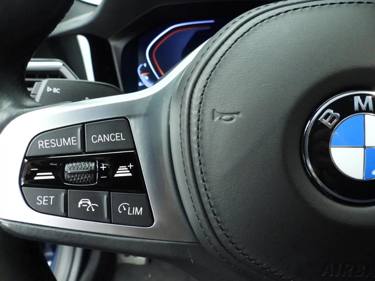 430i | M-Sportpakket | LED | Navigatie | Sportstoelen | Active cruise | DAB | Hifi speakers | Alu 19 inch