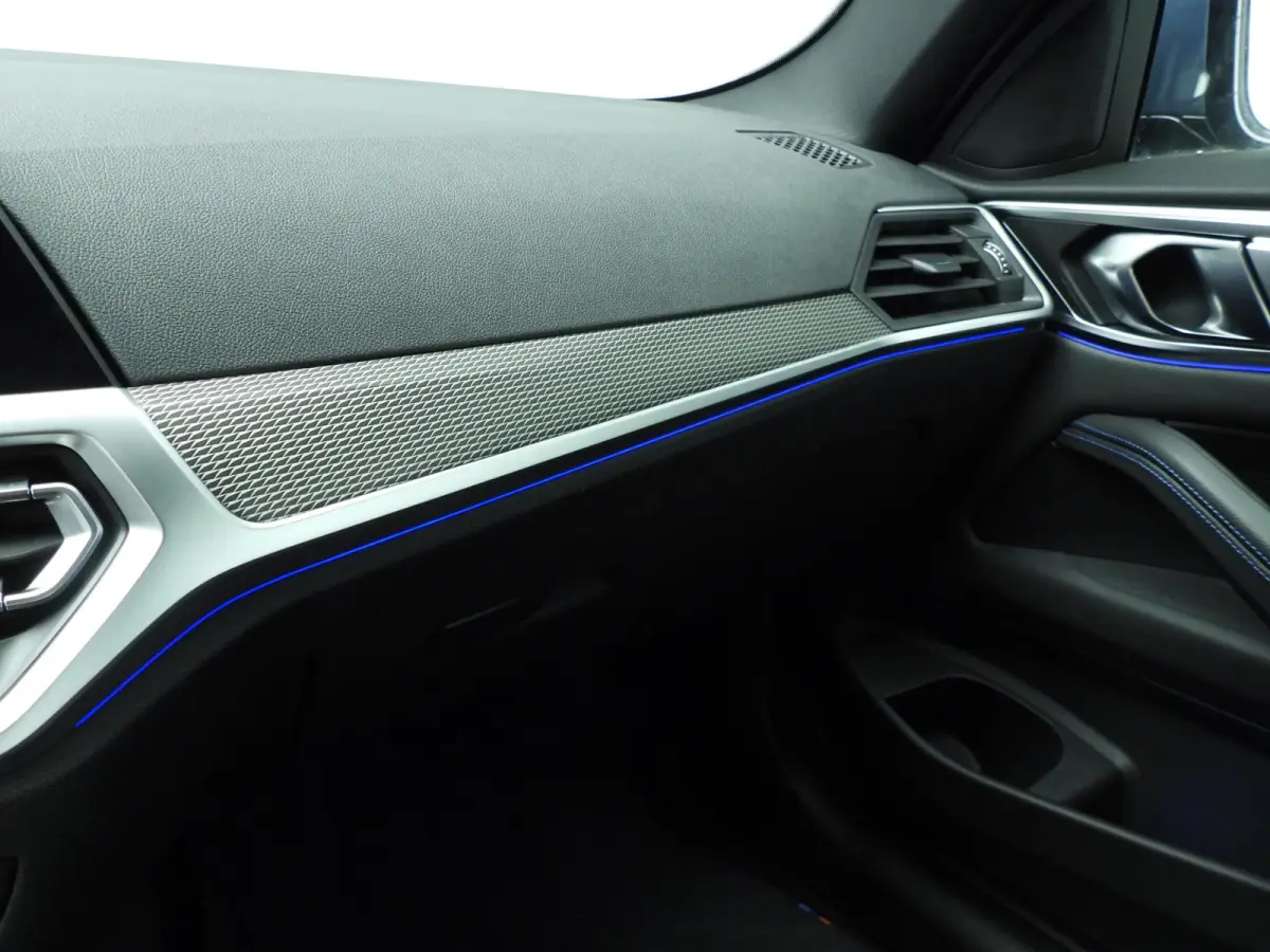 430i | M-Sportpakket | LED | Navigatie | Sportstoelen | Active cruise | DAB | Hifi speakers | Alu 19 inch