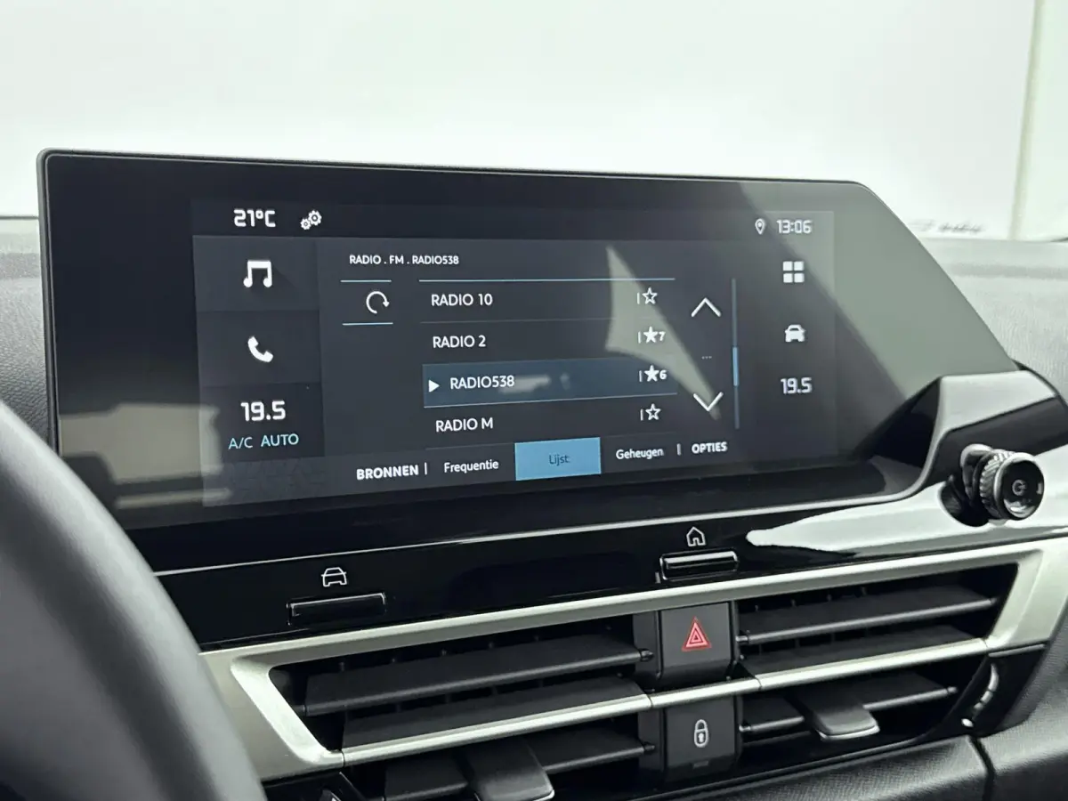 136pk 50 kWh You | Accu 99 % | Camera | Apple Carplay/Android Auto | Cruise Controle | Waterpomp | Automatisch Airco