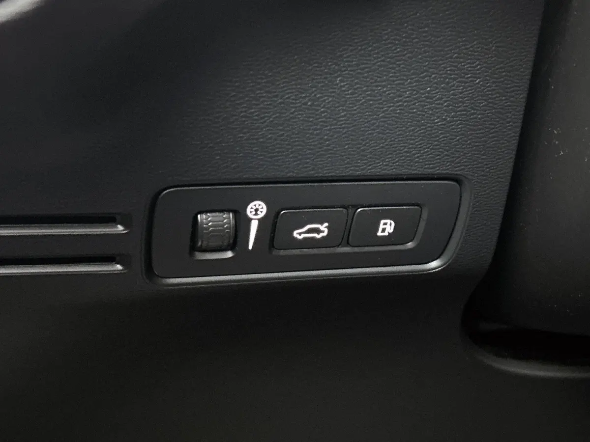 1.5 T4 Plug-in hybrid Plus Bright | Automaat | Apple Carplay / Android Auto | Memory Seats | Harman-Kardon | Virtual Cockpit | Stoel- Stuurverwarming | Elektrische Achterklep | Achteruitrijc