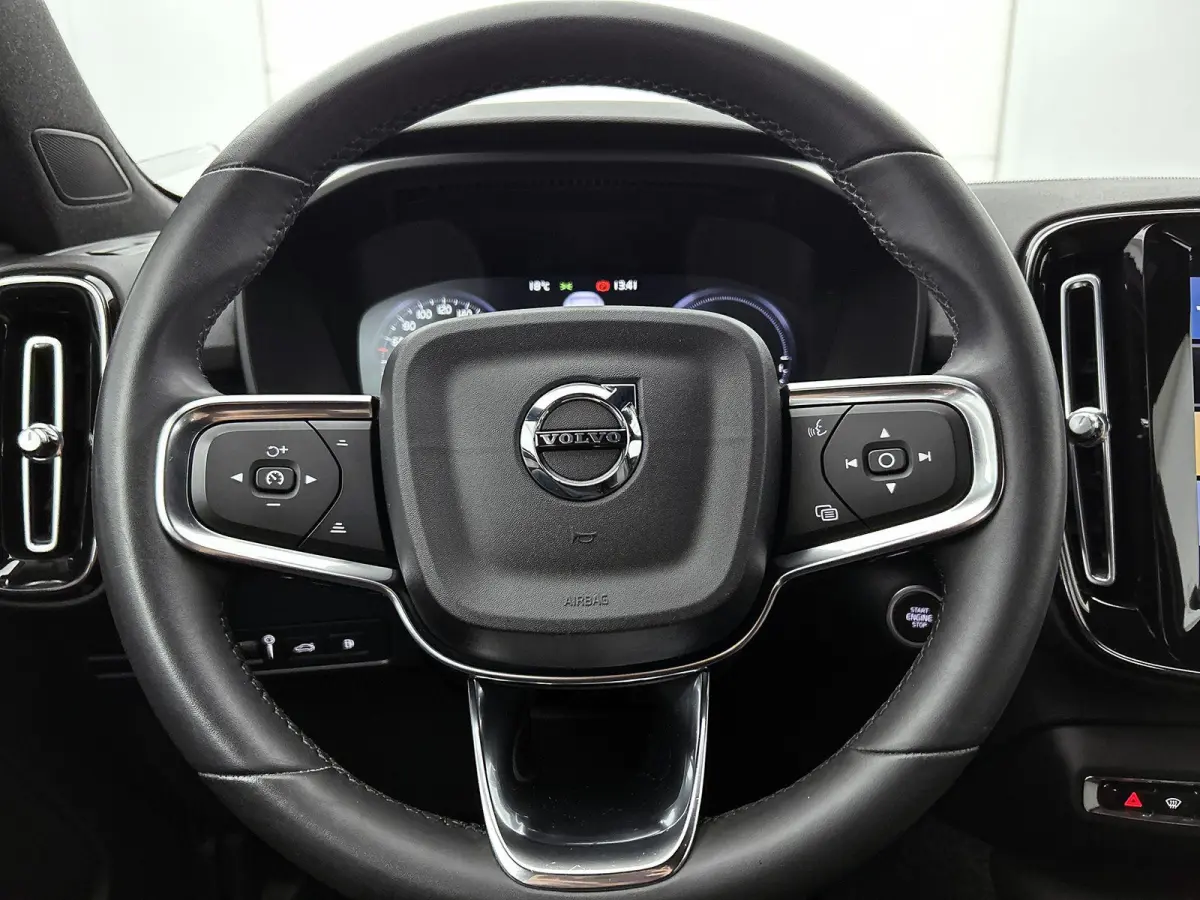 1.5 T4 Plug-in hybrid Plus Bright | Automaat | Apple Carplay / Android Auto | Memory Seats | Harman-Kardon | Virtual Cockpit | Stoel- Stuurverwarming | Elektrische Achterklep | Achteruitrijc