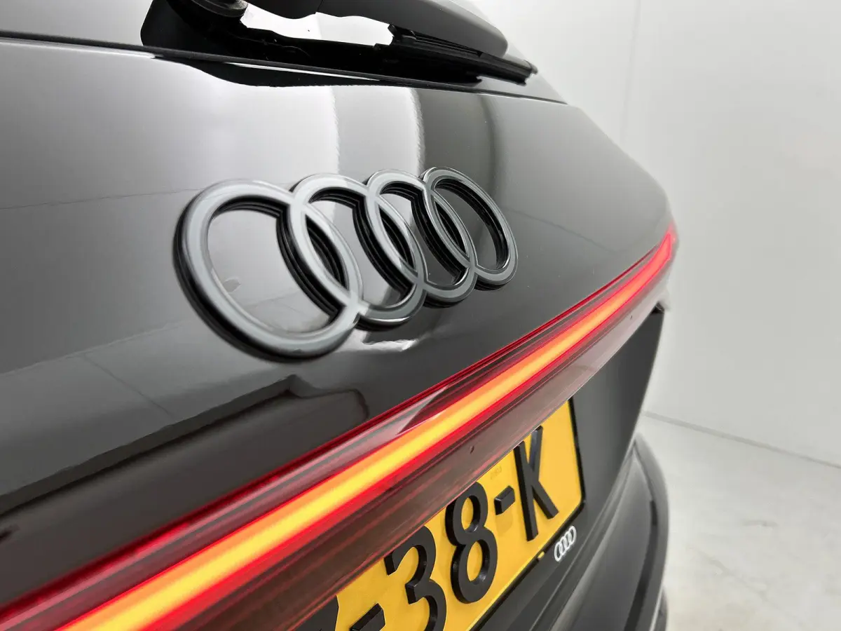 S edition 83 kWh