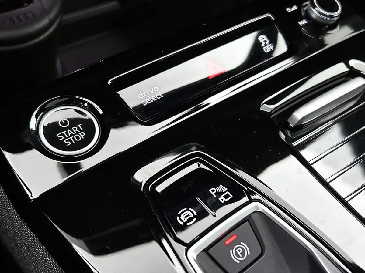 S edition 83 kWh