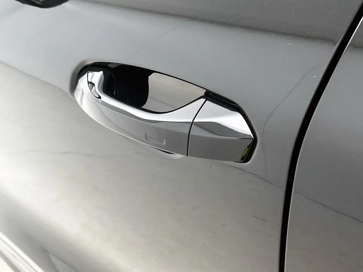 S edition 83 kWh