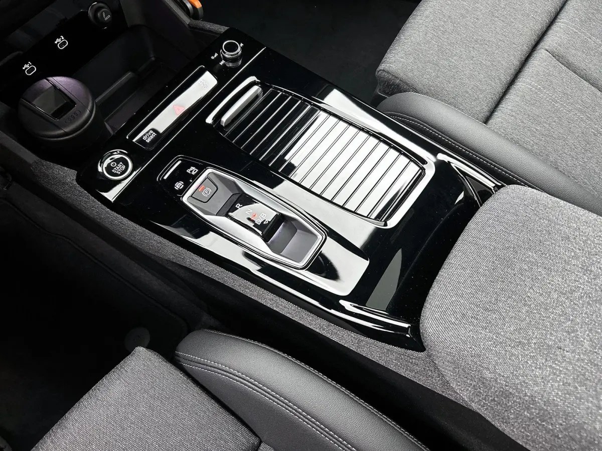 S edition 83 kWh