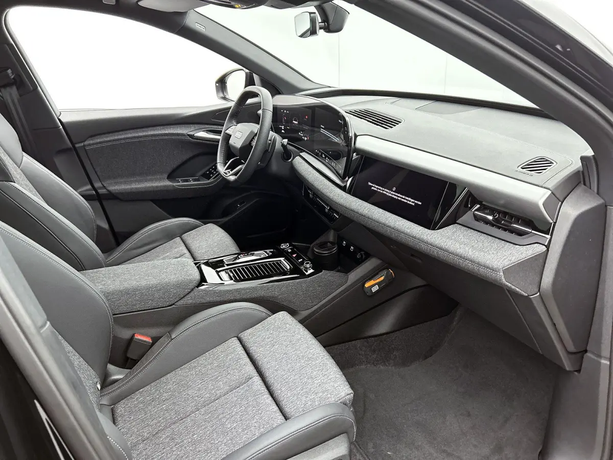 S edition 83 kWh