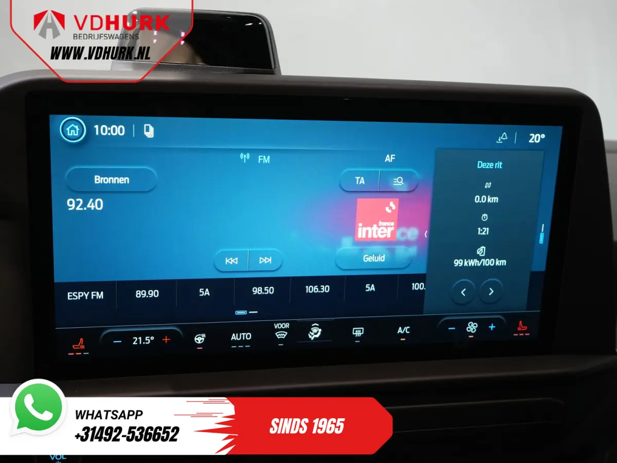 Trend 71kWh 360 km WLTP (Excl. BTW/Incl. BPM) LED/ Standkachel/ Stoelverw./ Stuurverw./ Carplay/ 9 P/ 9 Persoons/ Combi/ Climate/ Camera/ PDC/ Cruise