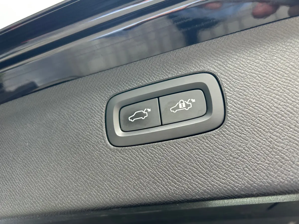 2.0 T8 Recharge AWD R-Design Long Range | Long Range | SoH 100% | Pano | Pilot Assist | Stoel & stuurverwarming | Harman/Kardon |